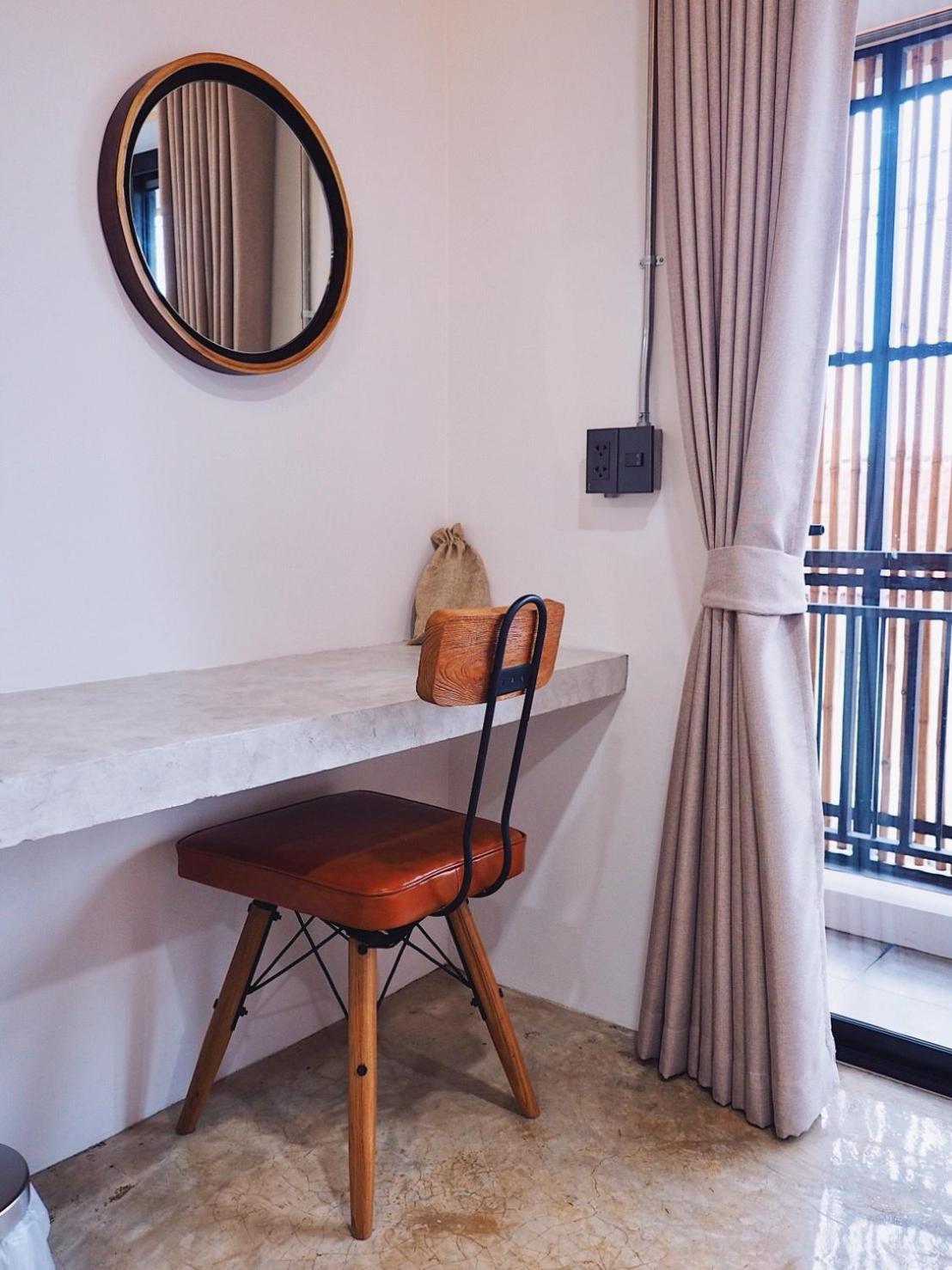 Hotel Luck Esan Loft Ubon Ratchathani Esterno foto