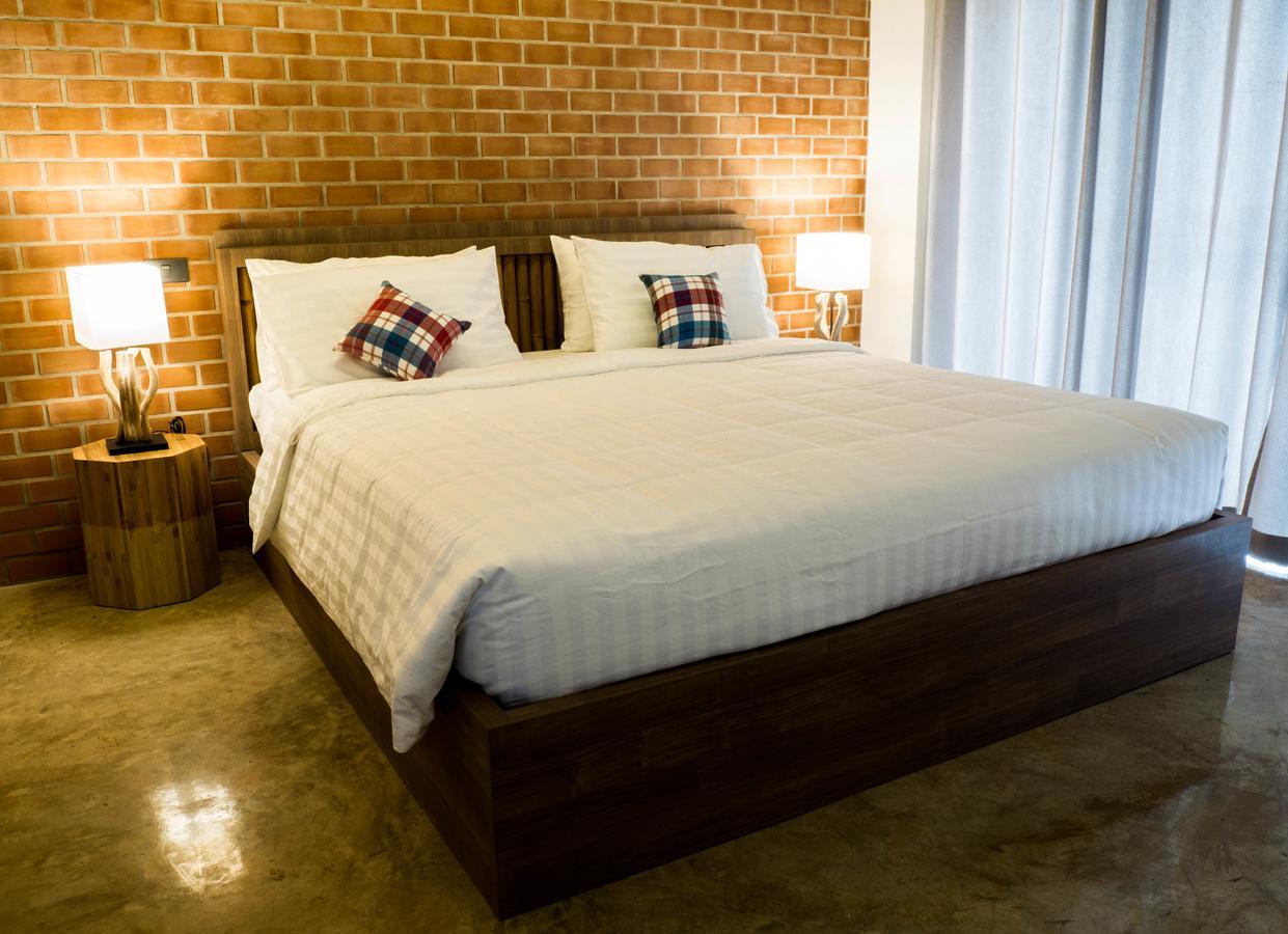 Hotel Luck Esan Loft Ubon Ratchathani Esterno foto