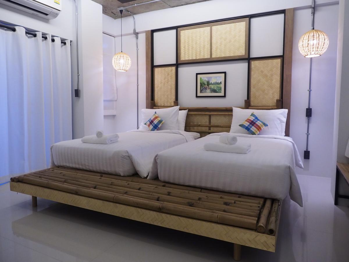 Hotel Luck Esan Loft Ubon Ratchathani Esterno foto