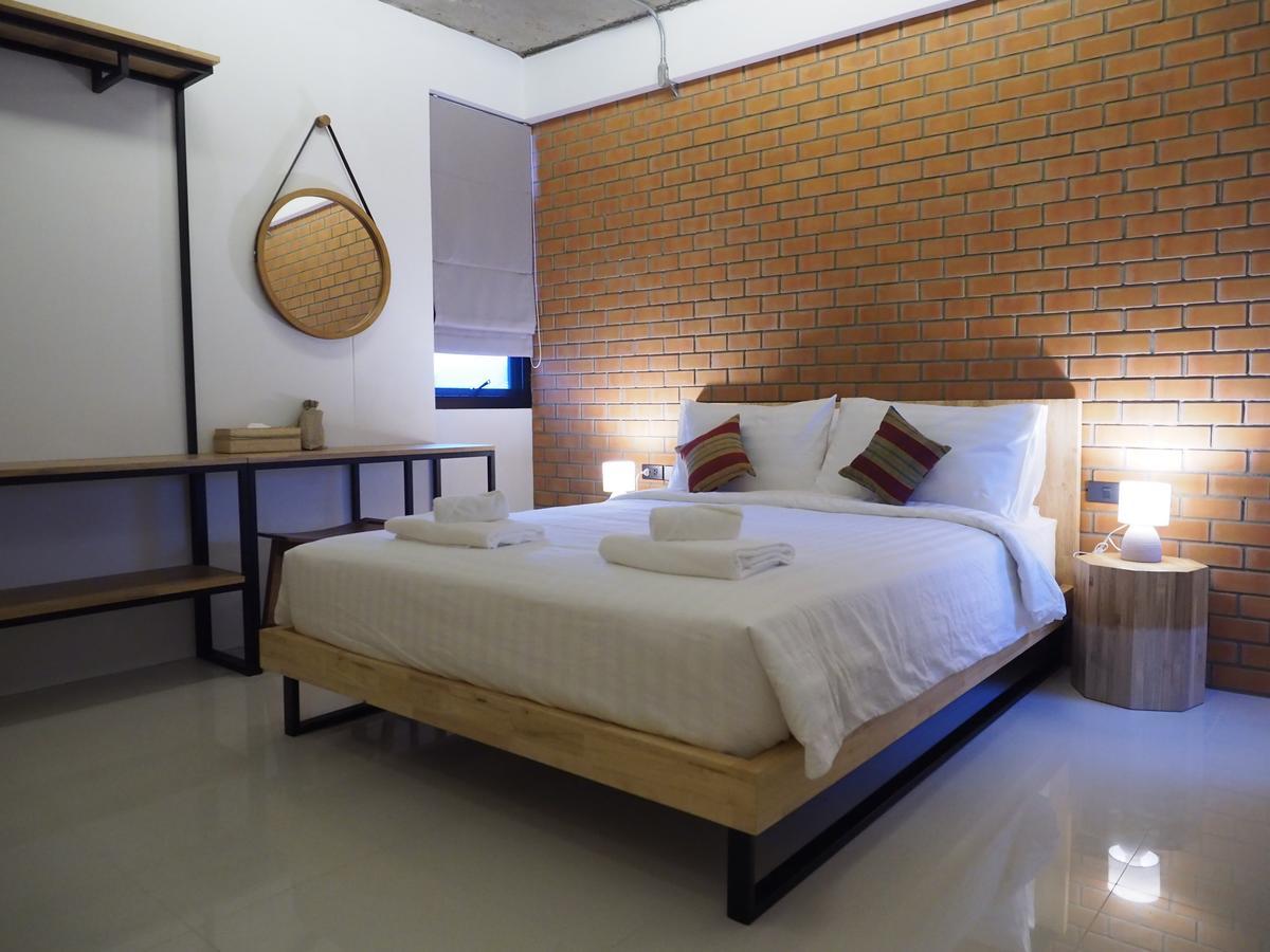 Hotel Luck Esan Loft Ubon Ratchathani Esterno foto