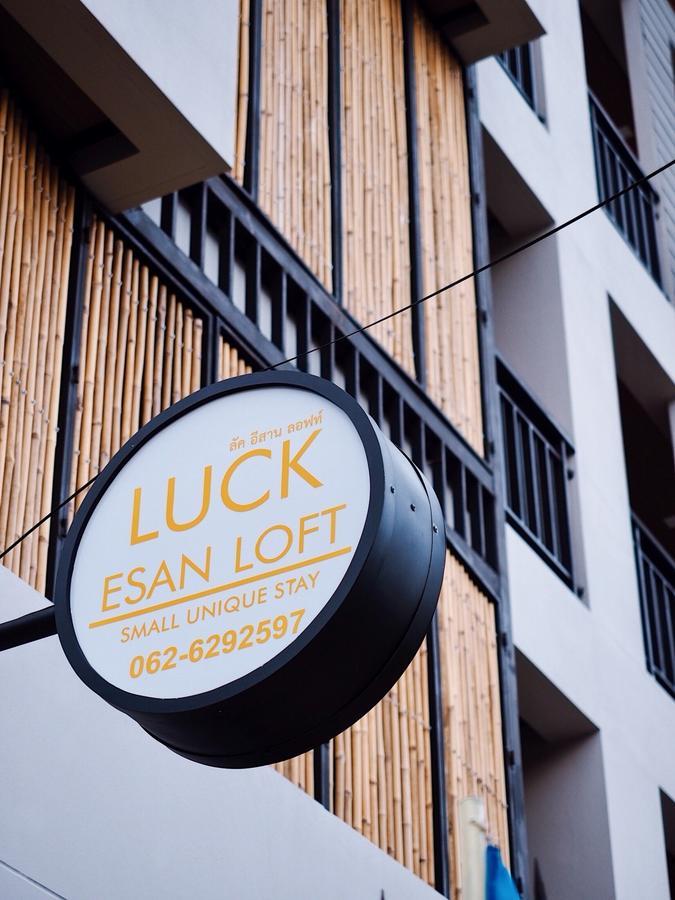 Hotel Luck Esan Loft Ubon Ratchathani Esterno foto
