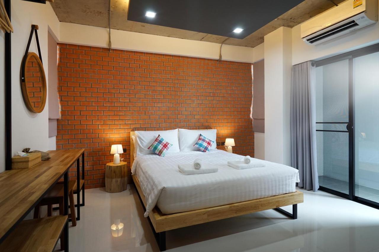 Hotel Luck Esan Loft Ubon Ratchathani Esterno foto